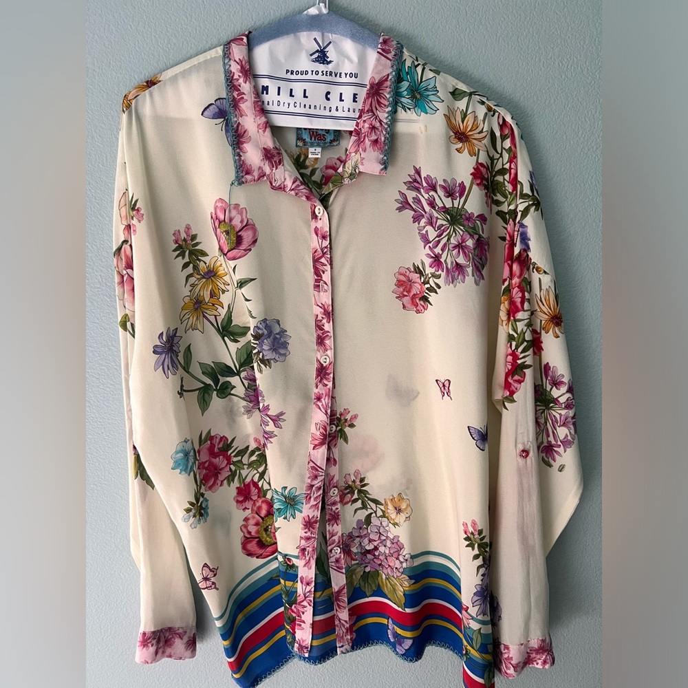 Johnny Was Long sleeve top Size Small
